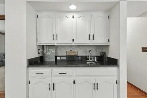 1659 Brittany Lane Hoffman Estates IL 60192