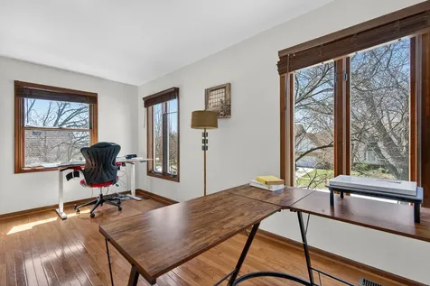 1659 Brittany Lane Hoffman Estates IL 60192