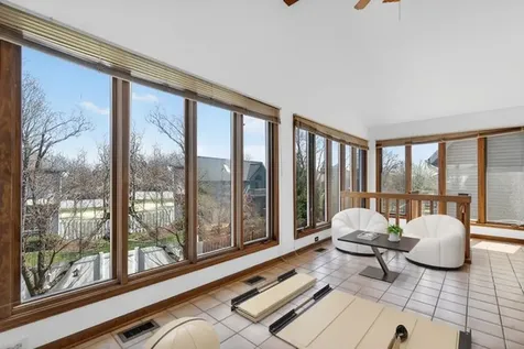 1659 Brittany Lane Hoffman Estates IL 60192