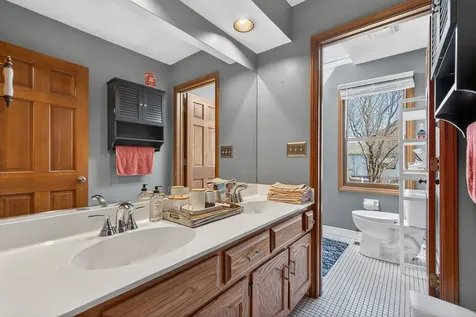 1659 Brittany Lane Hoffman Estates IL 60192