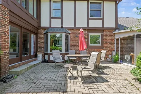 1659 Brittany Lane Hoffman Estates IL 60192