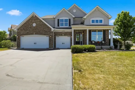 2701 Woodworth Avenue Woodstock IL 60098