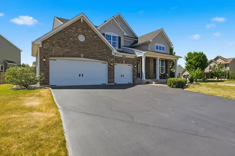 2701 Woodworth Avenue Woodstock IL 60098