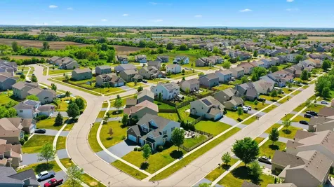2701 Woodworth Avenue Woodstock IL 60098