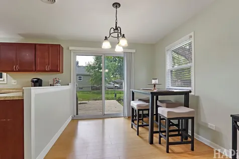 62 Lippincott Road Fox Lake IL 60020