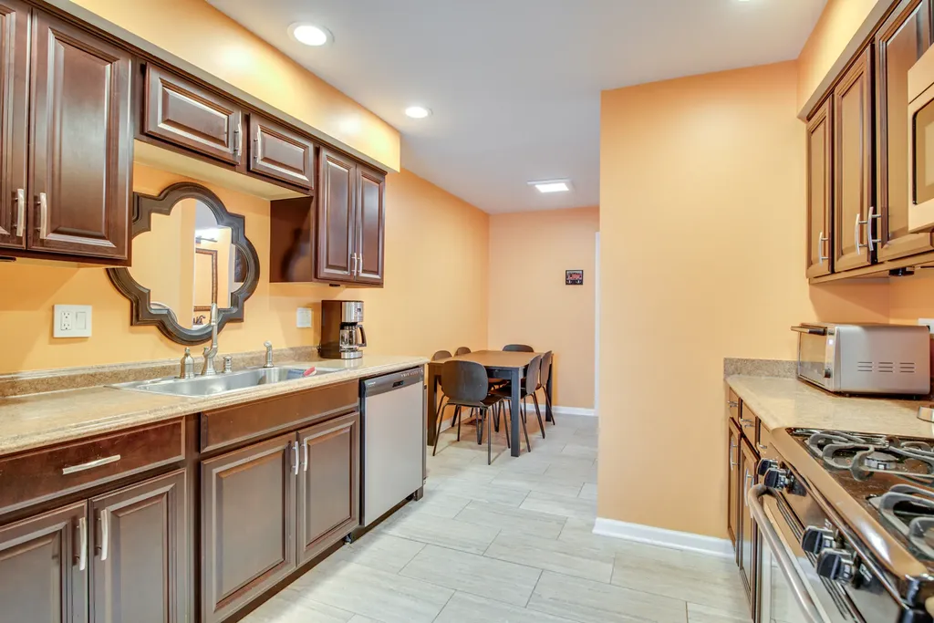 477 Village Green Road Naperville IL 60540