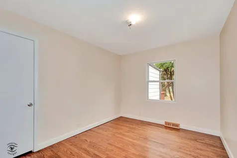 748 73RD Court Willowbrook IL 60527