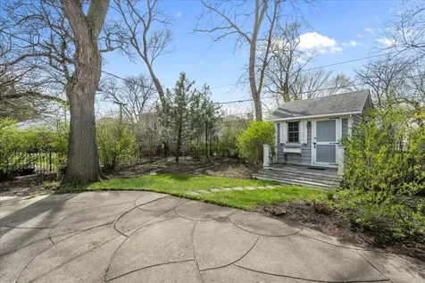 7012 North Kenton Avenue Lincolnwood IL 60712