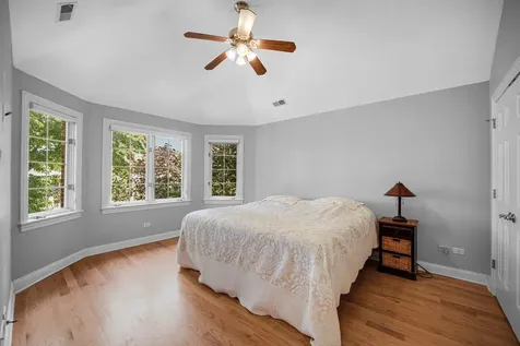 4825 West 92nd Street Oak Lawn IL 60453