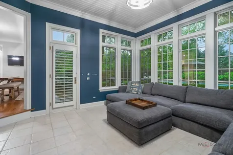 30 North Western Avenue Lake Forest IL 60045