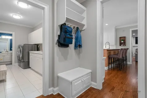 30 North Western Avenue Lake Forest IL 60045