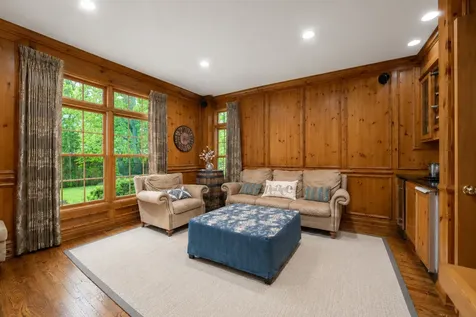 30 North Western Avenue Lake Forest IL 60045