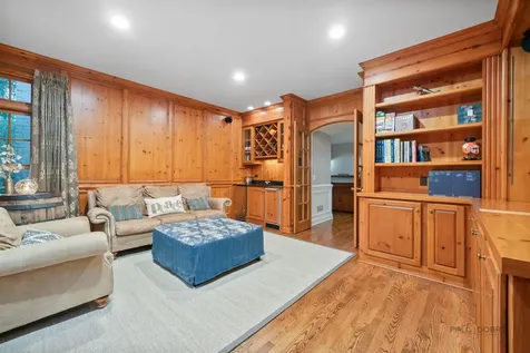 30 North Western Avenue Lake Forest IL 60045
