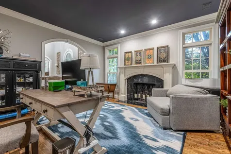 30 North Western Avenue Lake Forest IL 60045