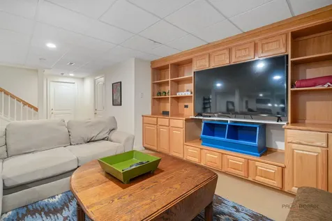 30 North Western Avenue Lake Forest IL 60045