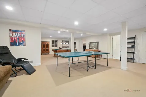30 North Western Avenue Lake Forest IL 60045