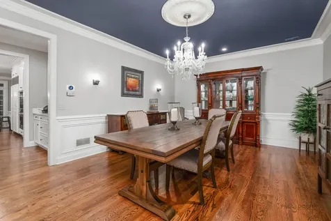 30 North Western Avenue Lake Forest IL 60045