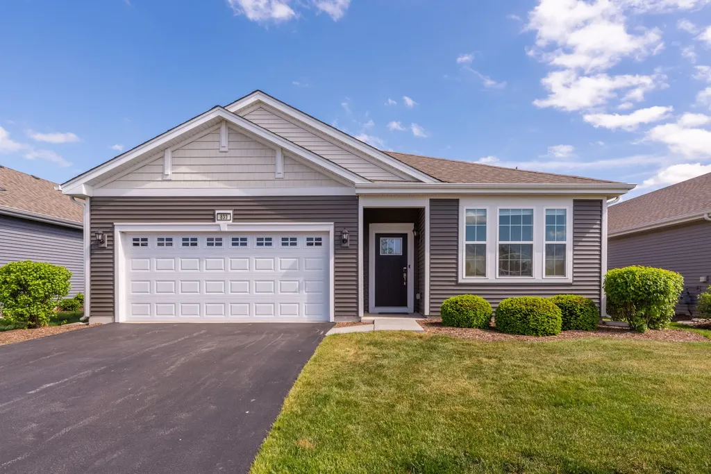 833 Americana Avenue Pingree Grove IL 60140