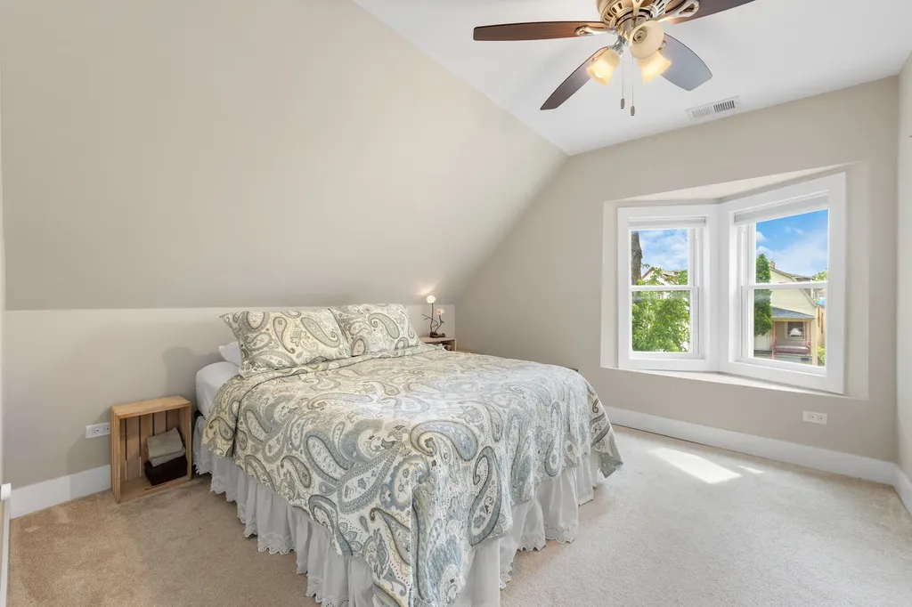 3136 South Komensky Avenue Chicago IL 60623