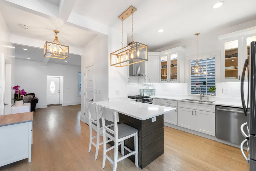 3136 South Komensky Avenue Chicago IL 60623