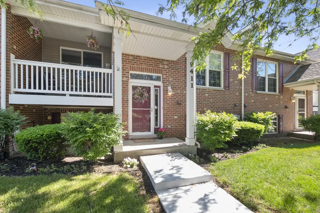 9411 Huber Court Orland Park IL 60467