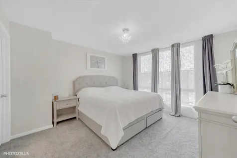 1271 Catalina Court Schaumburg IL 60173