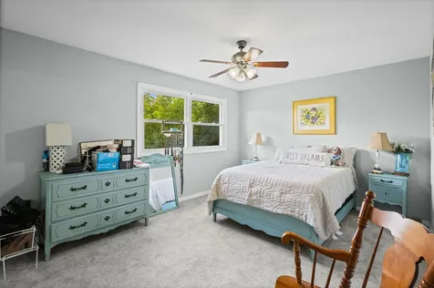 219 West Appletree Lane Arlington Heights IL 60004