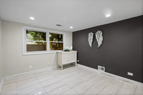 219 West Appletree Lane Arlington Heights IL 60004
