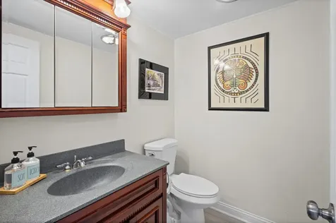 219 West Appletree Lane Arlington Heights IL 60004