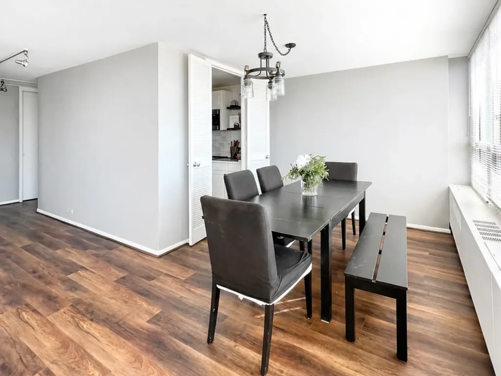 4800 South Chicago Beach Drive Chicago IL 60615