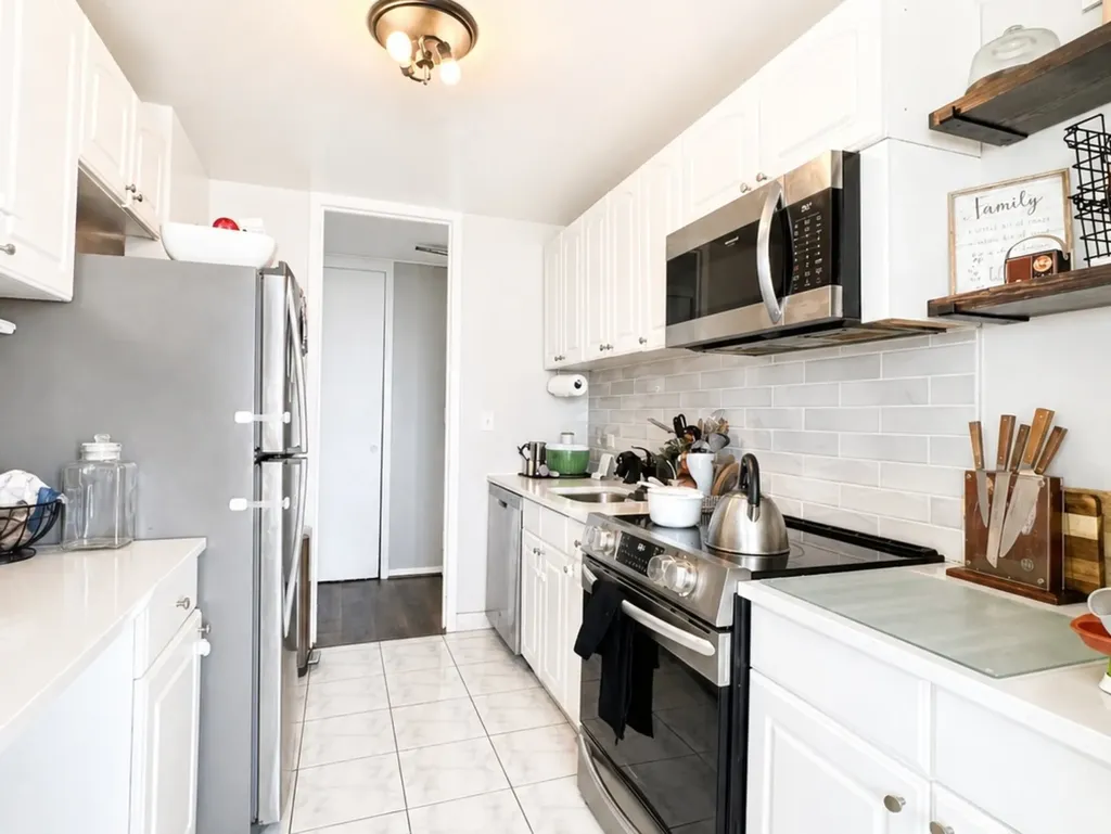 4800 South Chicago Beach Drive Chicago IL 60615