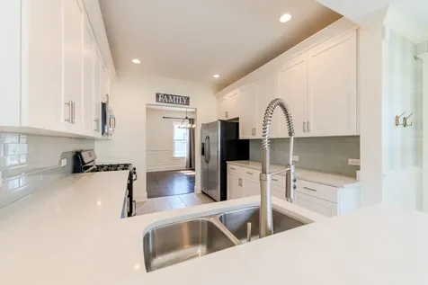 220 Hickory Street Frankfort IL 60423