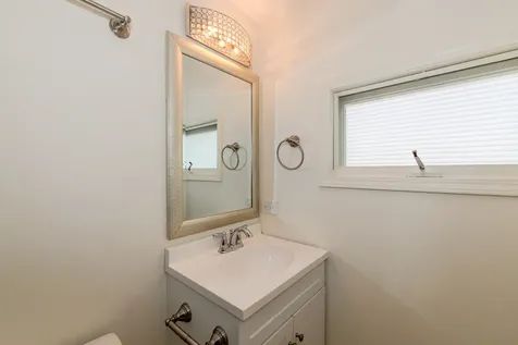 220 Hickory Street Frankfort IL 60423