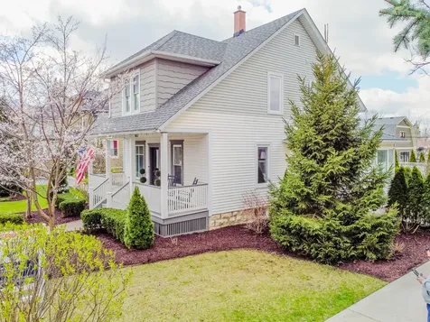 220 Hickory Street Frankfort IL 60423