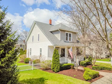 220 Hickory Street Frankfort IL 60423