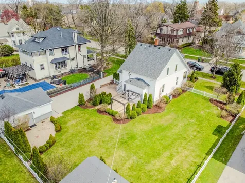 220 Hickory Street Frankfort IL 60423