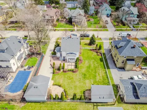 220 Hickory Street Frankfort IL 60423