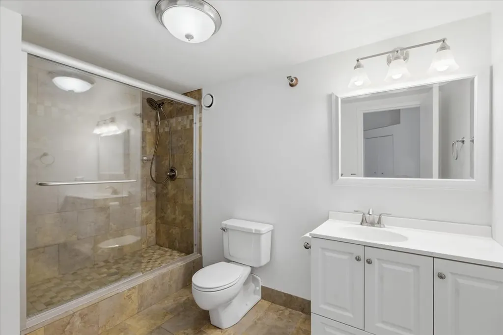 124 West Polk Street Chicago IL 60605