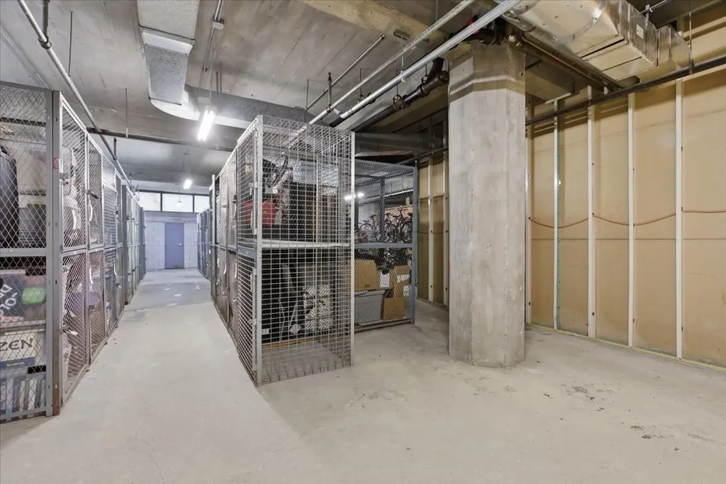 124 West Polk Street Chicago IL 60605