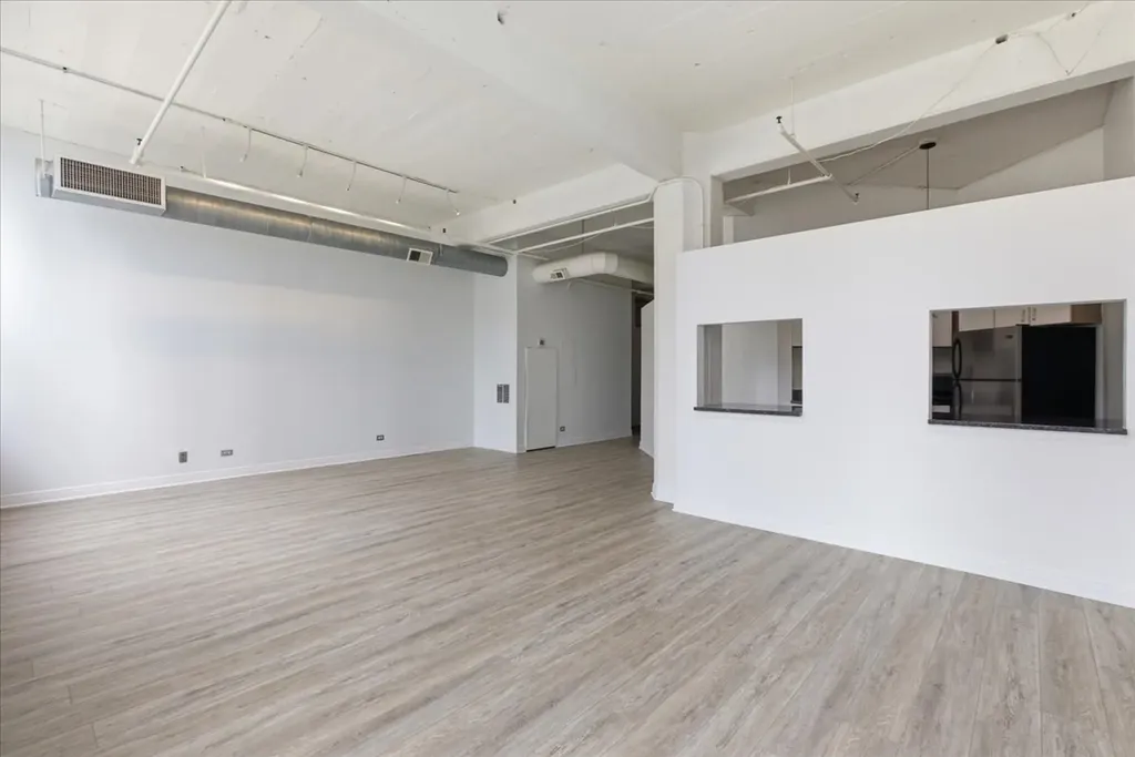 124 West Polk Street Chicago IL 60605