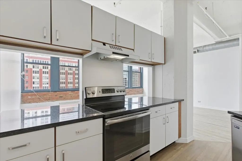 124 West Polk Street Chicago IL 60605
