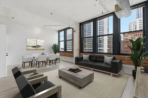 124 West Polk Street Chicago IL 60605