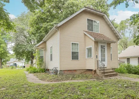 1206 36TH Street Rock Island IL 61201
