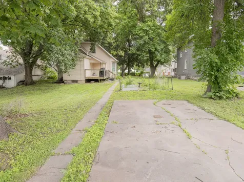 1206 36TH Street Rock Island IL 61201