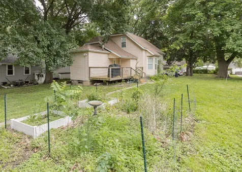 1206 36TH Street Rock Island IL 61201