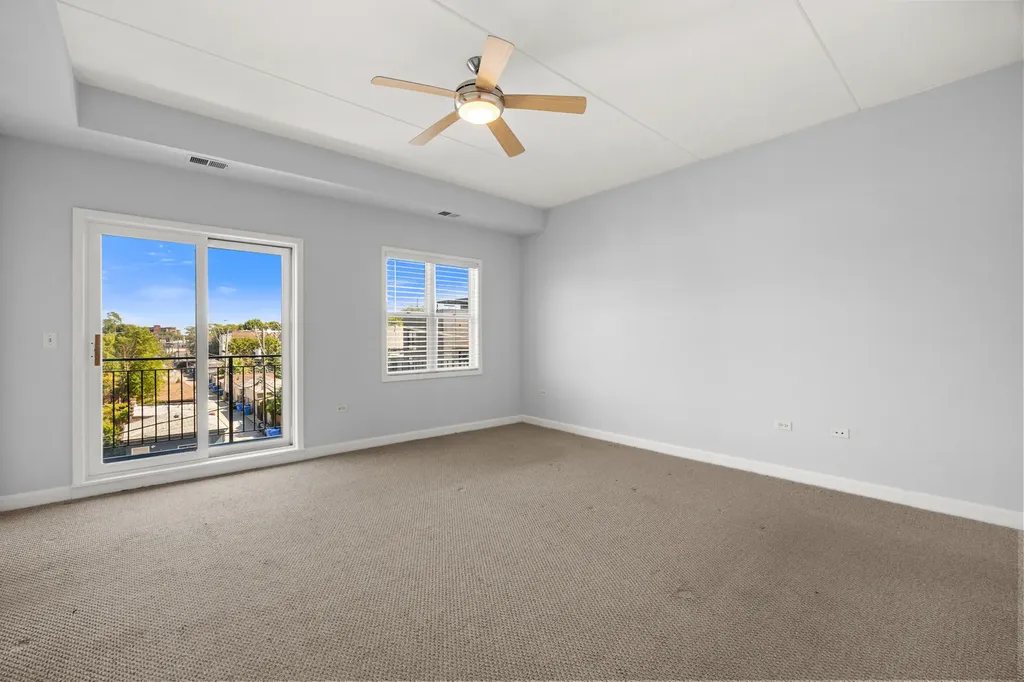 2618 West Diversey Avenue Chicago IL 60647