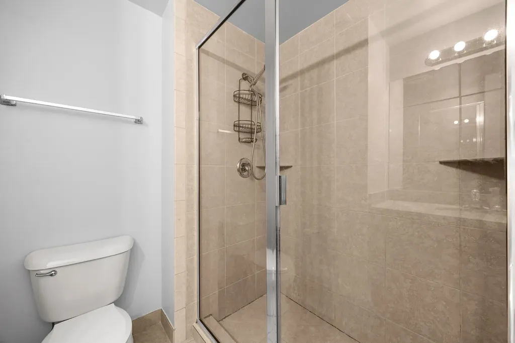 2618 West Diversey Avenue Chicago IL 60647