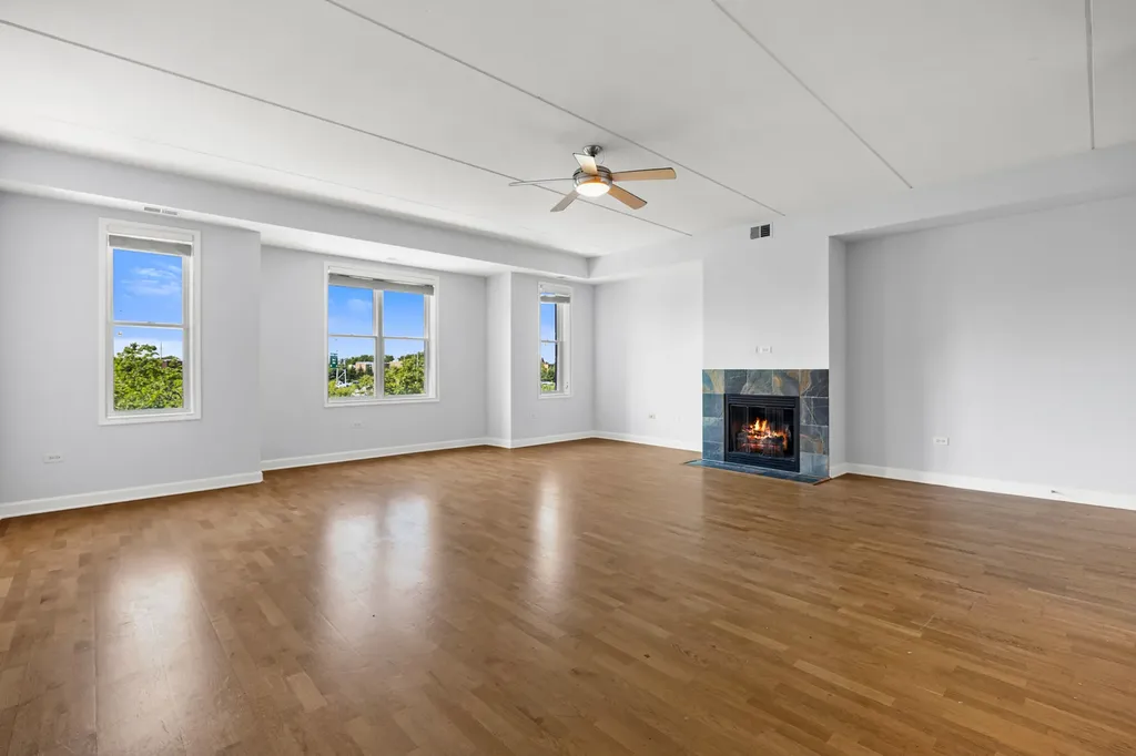 2618 West Diversey Avenue Chicago IL 60647
