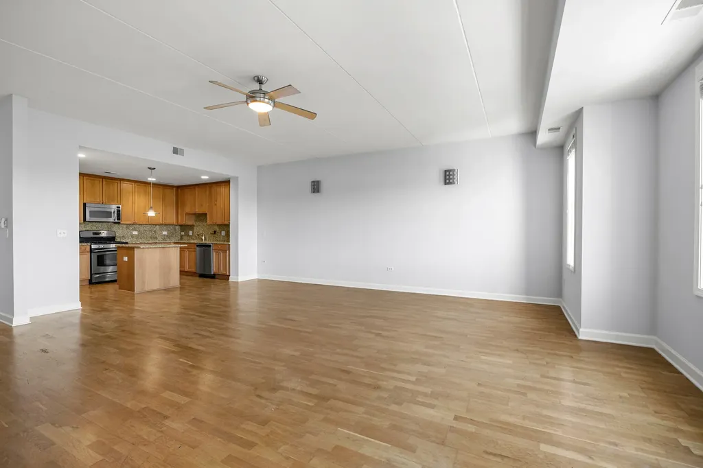 2618 West Diversey Avenue Chicago IL 60647