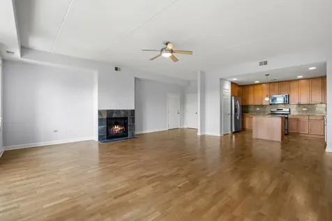 2618 West Diversey Avenue Chicago IL 60647